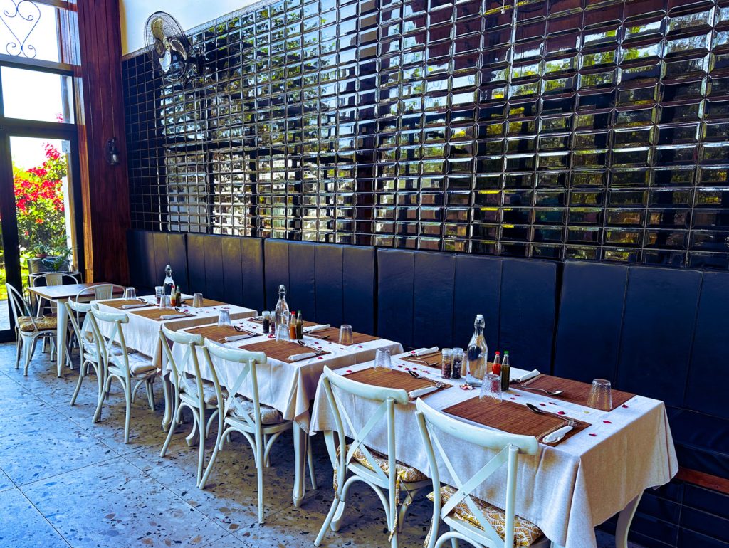 rudys-restaurant-kasane-day trips-lunch